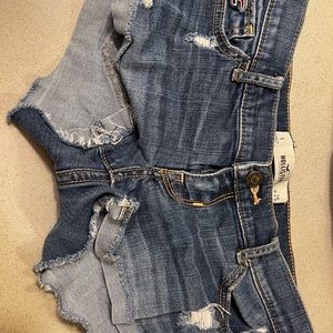 Hollister shorts size 1 euc